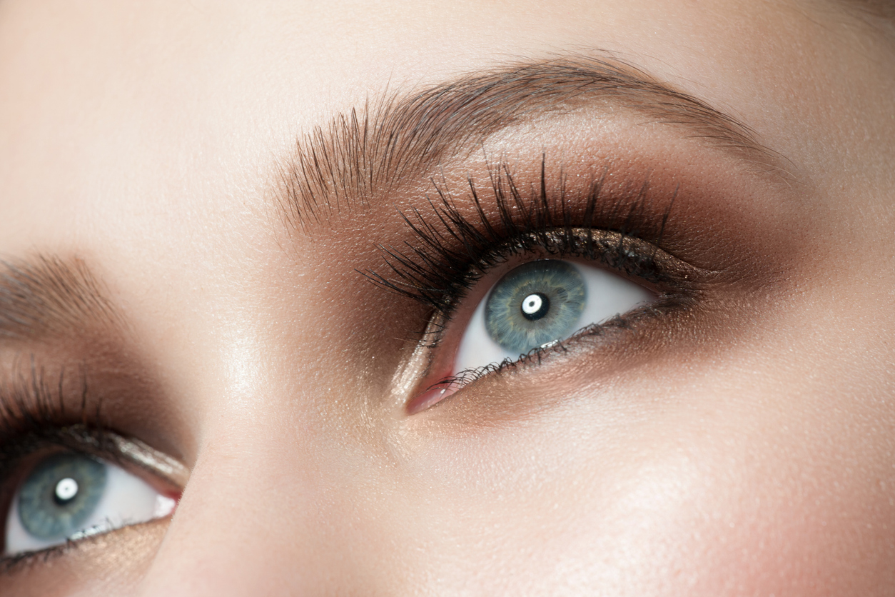 Long eye lashes from Latisse