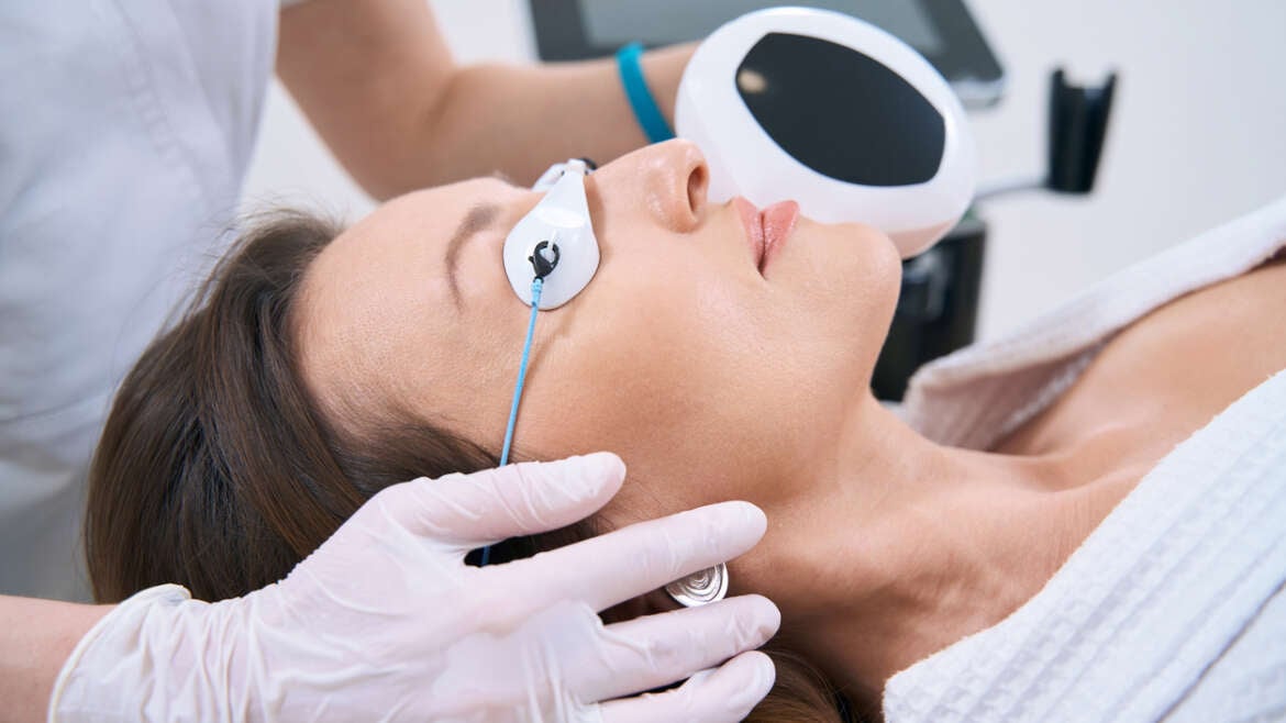 Understanding Key Differences Between Ablative and Nonablative Laser Treatments